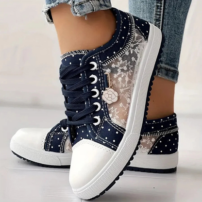Lotte - Elegant women's sneakers with floral details