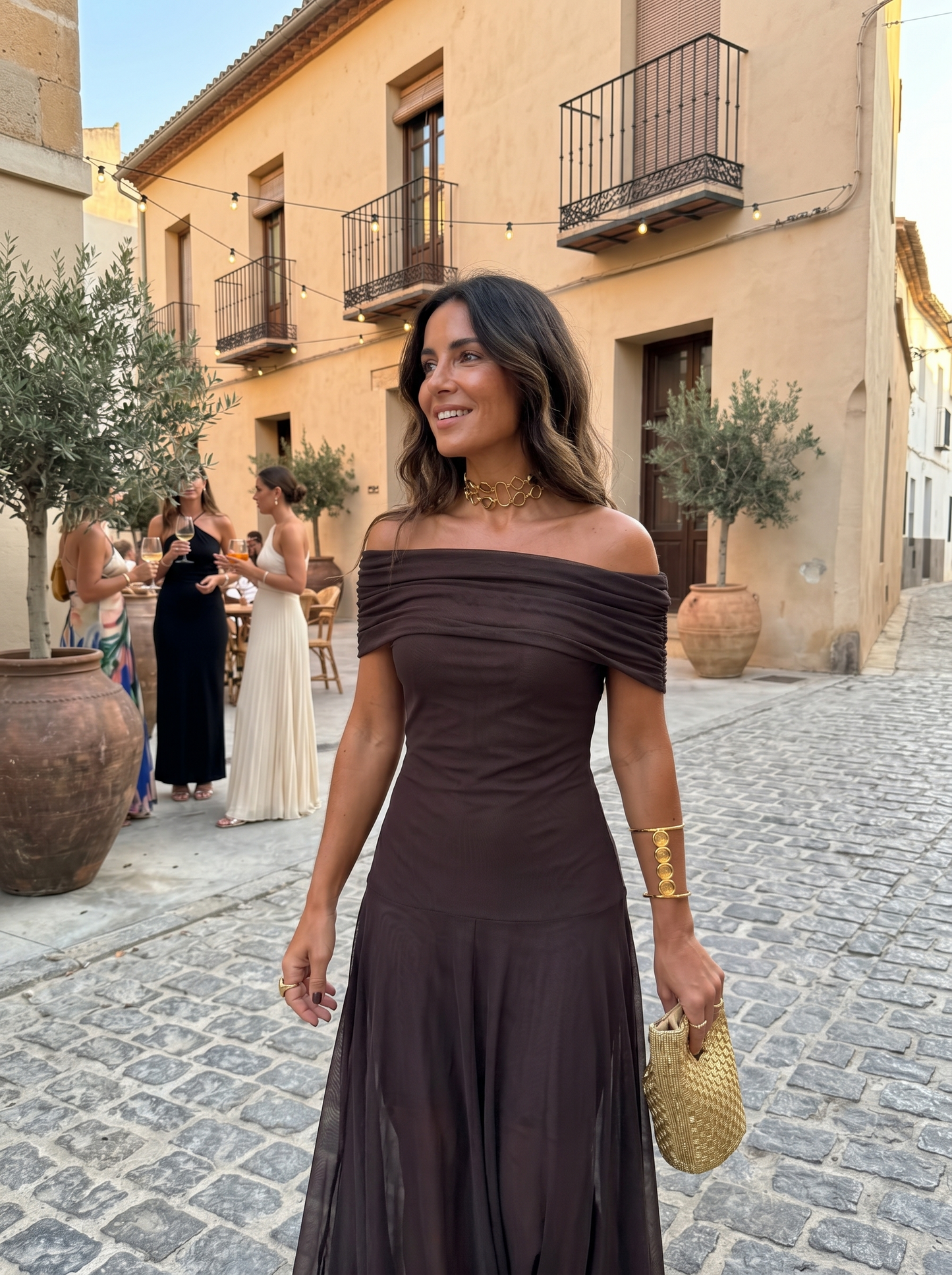 Rosalie - Elegant and Simple Maxi Dress
