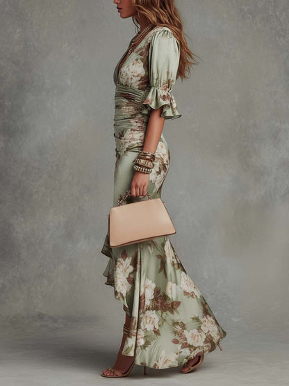 Erin - Long satin dress with a floral print